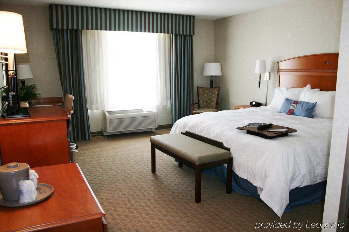 Hampton Inn Санта-Роза Номер фото